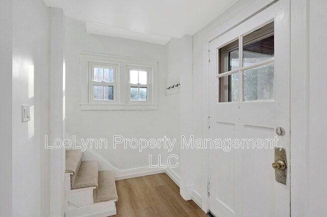 Building Photo - 822 Greene St