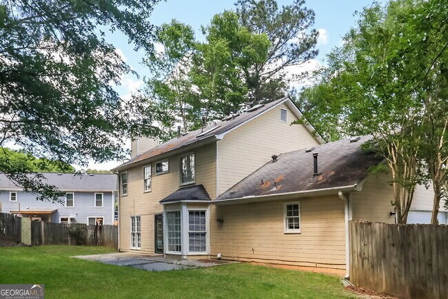 Building Photo - 2885 Summit View Ct