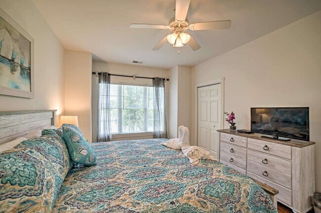 Building Photo - 4861 Luster Leaf Cir