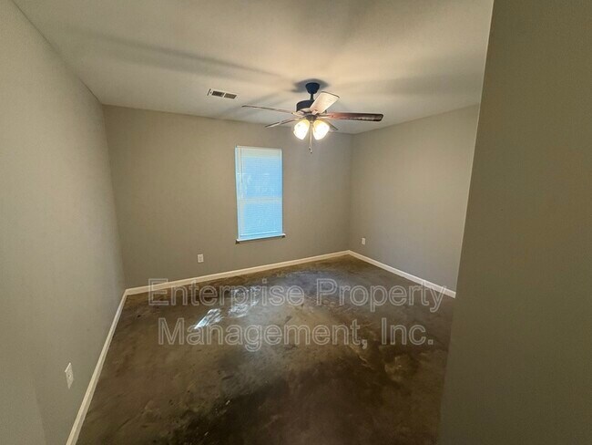 Building Photo - 3187 E Shirley Cir