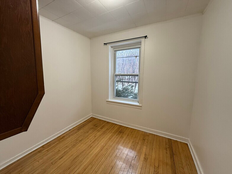 Building Photo - 29 Harmony St