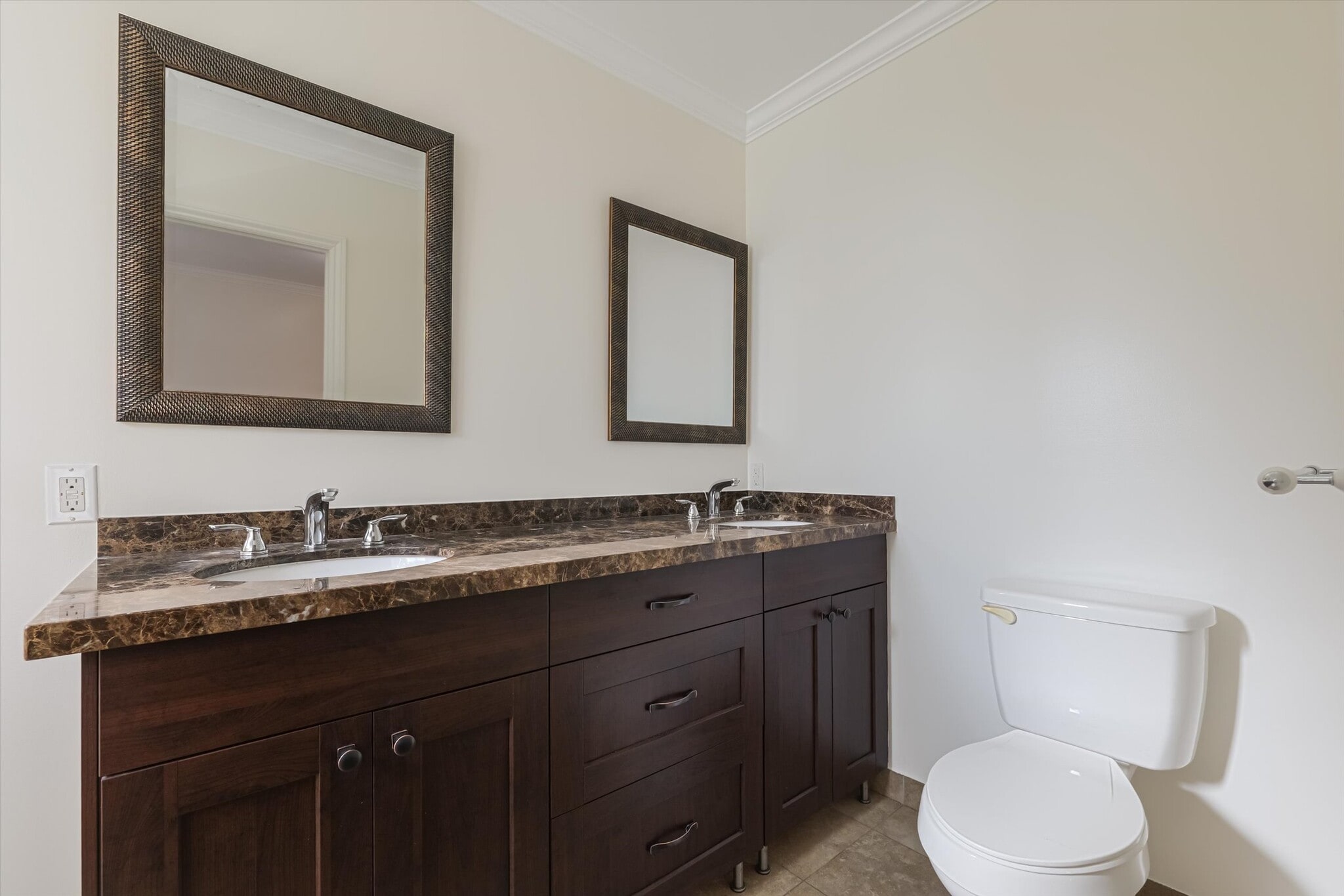 Building Photo - 809 N La Jolla Ave