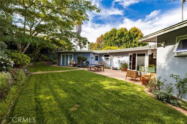 Building Photo - 301 Via Linda Vista