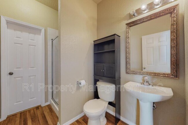 Building Photo - 9801 Basha St NW