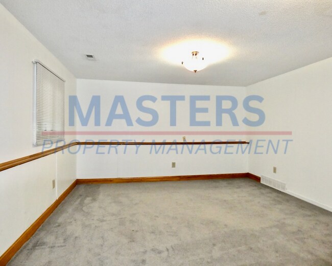 Building Photo - 3 Bedroom House for Rent