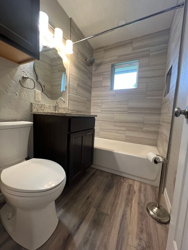 Building Photo - 439 NW 53rd St