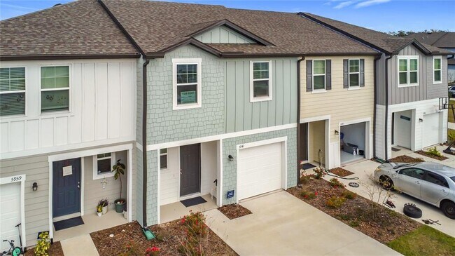 Building Photo - 5941 Piney Shrub Pl