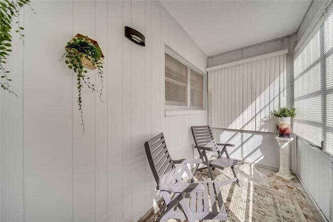 Building Photo - 2271 NW 47th Terrace