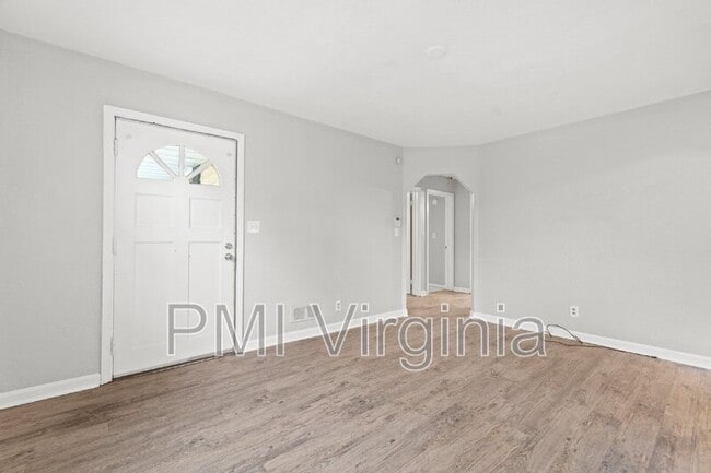 Building Photo - 3424 Argonne Ave