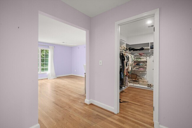Building Photo - 9809 Hall Rd