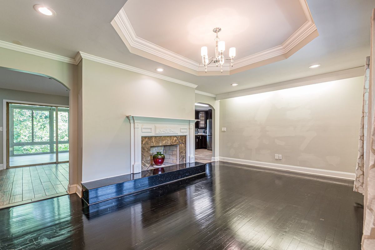 Building Photo - 1574 Old Spring House Ln