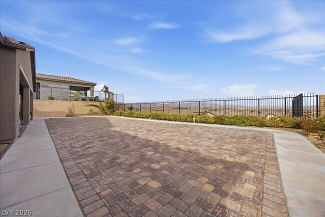 Building Photo - 6248 Carol Butte Ct