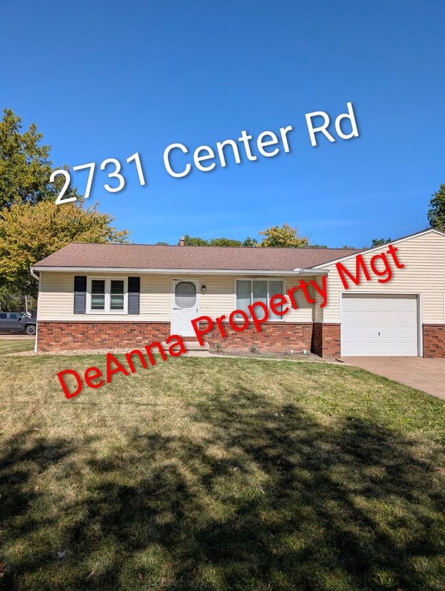 Building Photo - Avon 2 bedroom Duplex