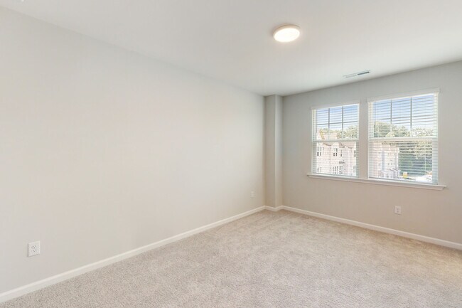 Building Photo - 3021 Worthy Way