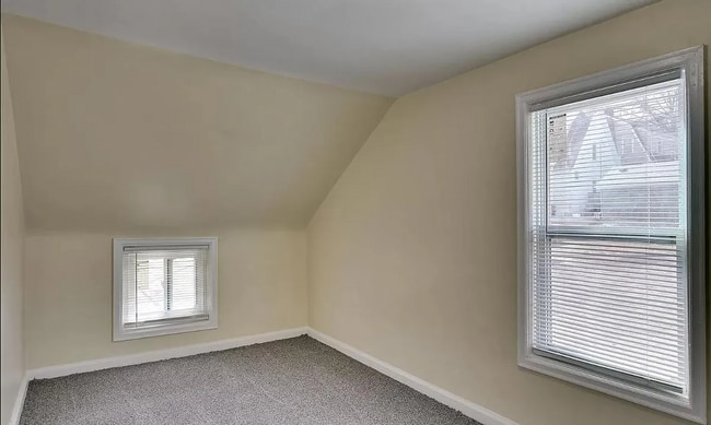 Building Photo - 6808 N 30th St