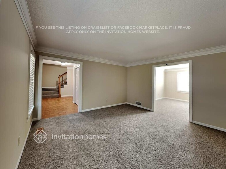 Building Photo - 373 Golfcrest Dr SE