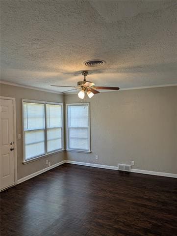 Building Photo - 2413 Hillview Dr