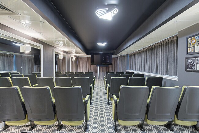 Building Photo - 4740 S Ocean Blvd