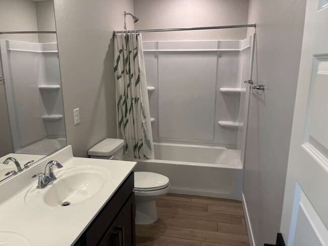 Building Photo - 23914 N 148th Dr