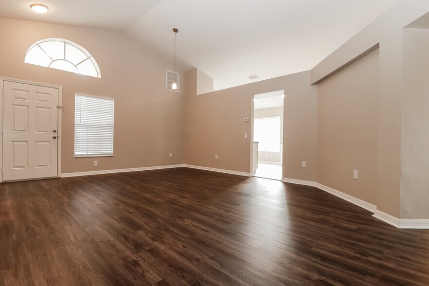 Building Photo - 4819 Glenburne Dr