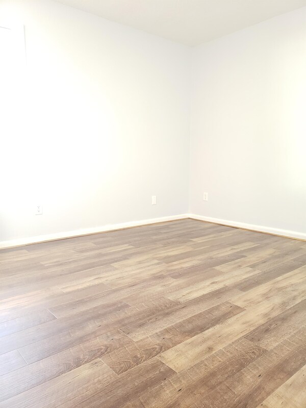 Building Photo - 1010 Washington St