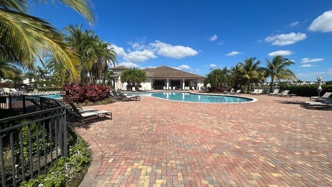 Building Photo - 3570 W 92nd Pl