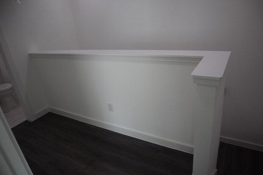 Building Photo - 7413 Shotwell St