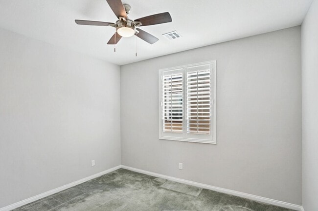 Building Photo - Beautiful 4 Bedroom Home In A Gated Skye Canyon Community