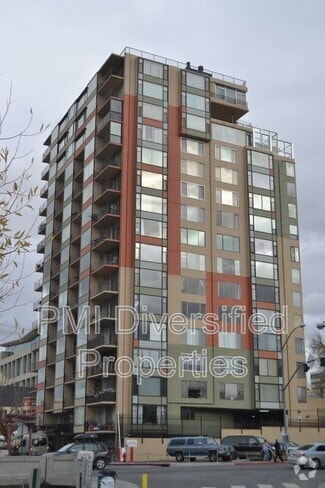 Building Photo - 280 Island Ave