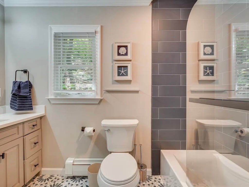 Bathroom - 121 Green Pond Rd