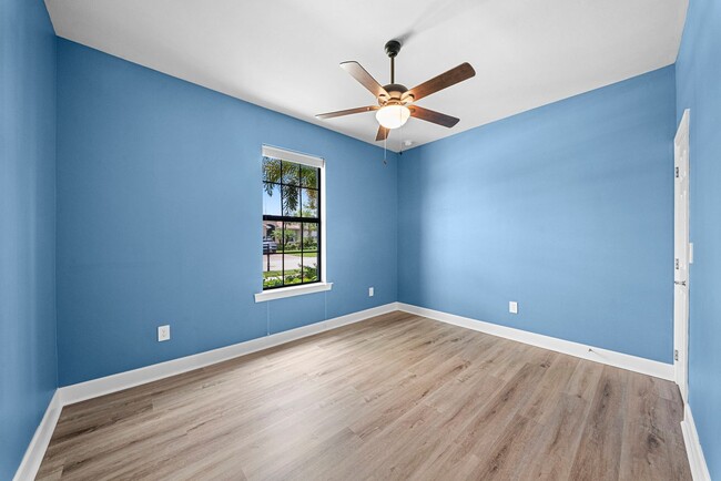 Building Photo - Modern Living 3-bedroom, 2-bath home in Alva