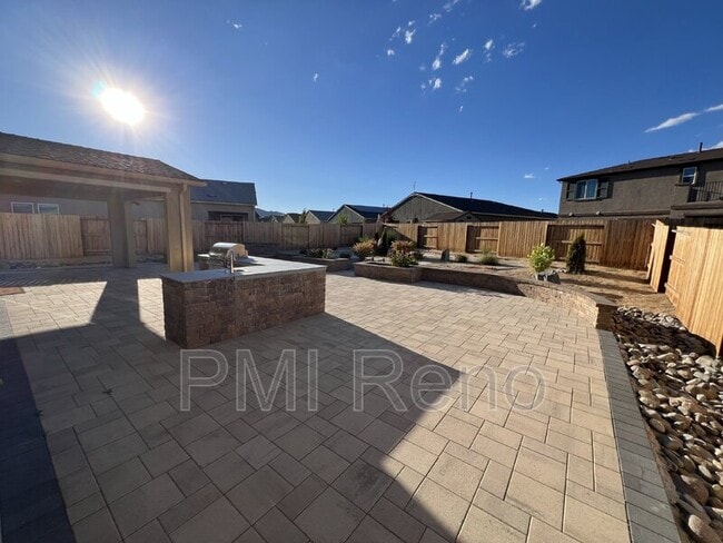 Building Photo - 2176 Selway Dr