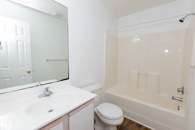 Building Photo - 1405 Timberlake Trail