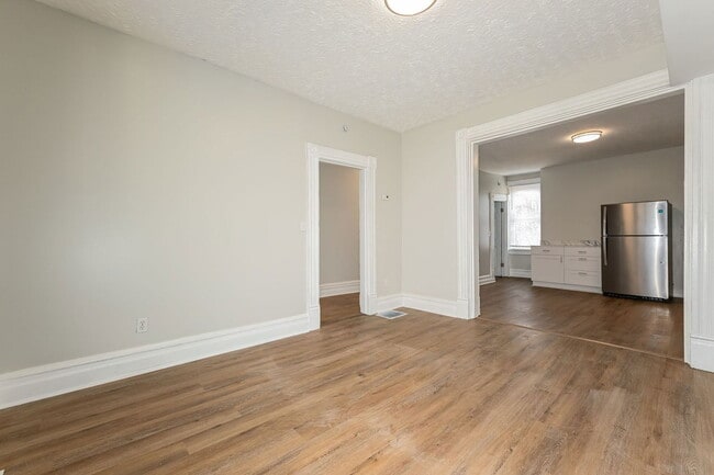 Building Photo - 4 Kuhn St