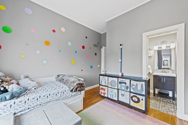 Building Photo - Amazing Union Hill Single Family Home