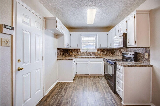 Building Photo - 5703 Brownfield Dr