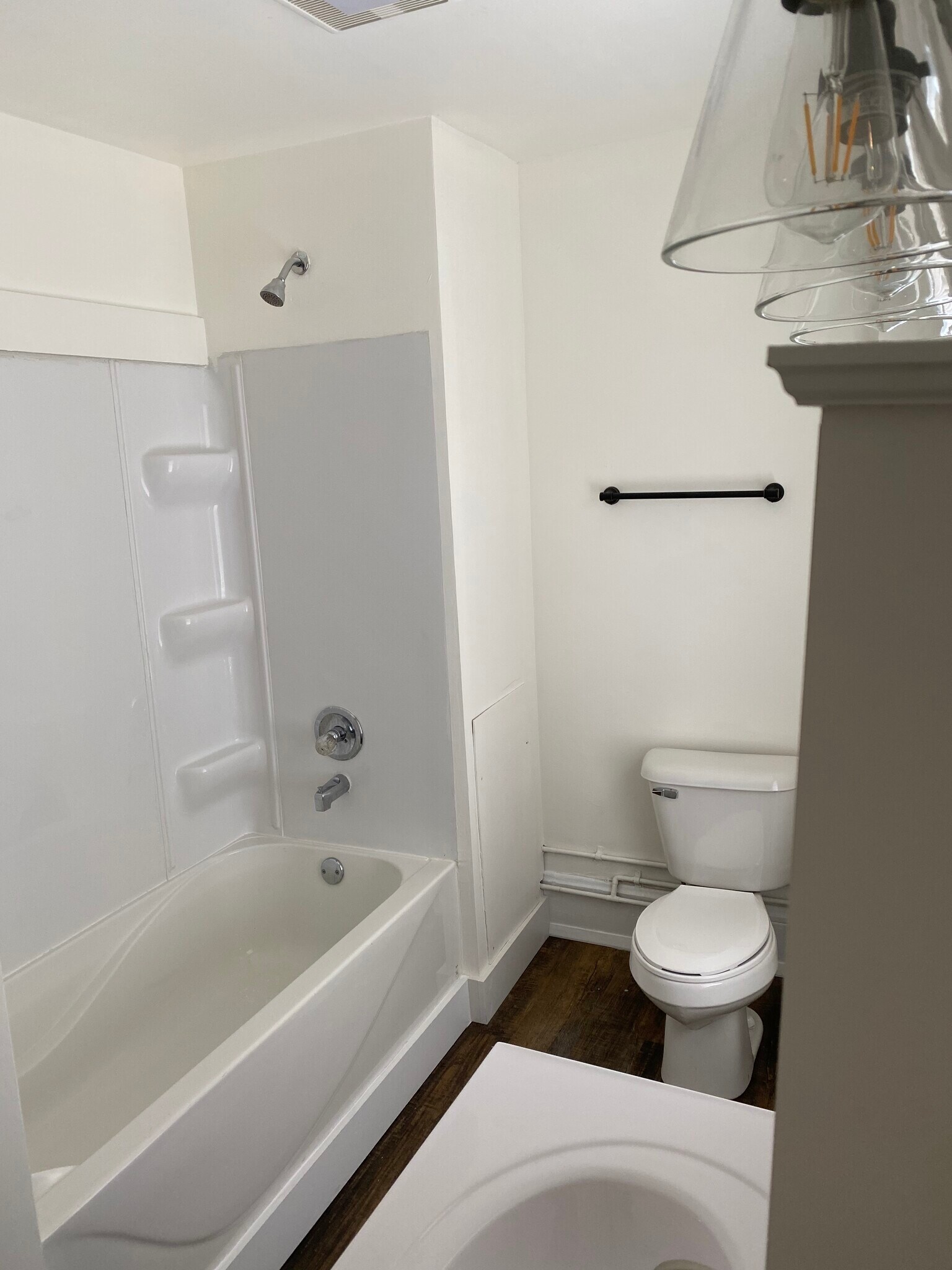 Building Photo - 629 N Barstow St