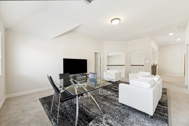 Building Photo - 3922 Pebble Heights Ln