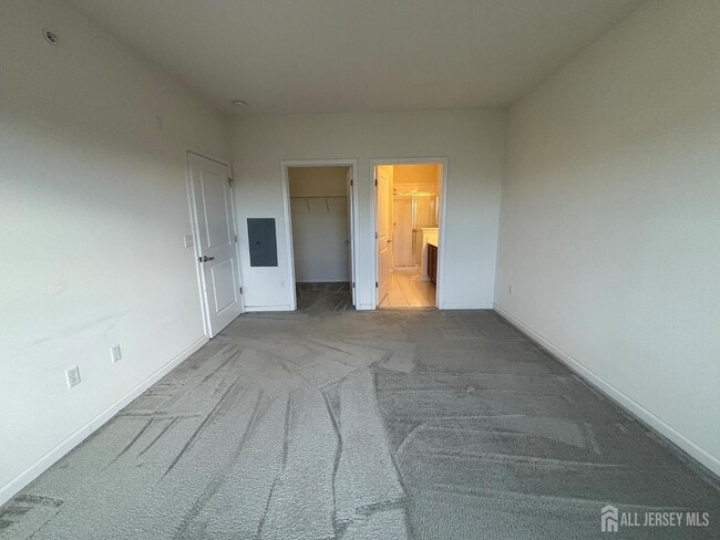 Building Photo - 542 E Celebration Way