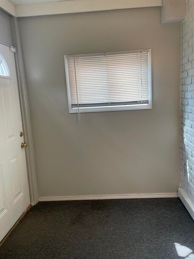 Building Photo - 17510 Wisconsin St