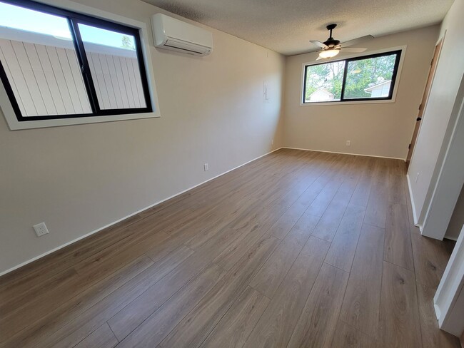 Building Photo - UPDATED Thurston 3 Bedroom HOME with LARGE...