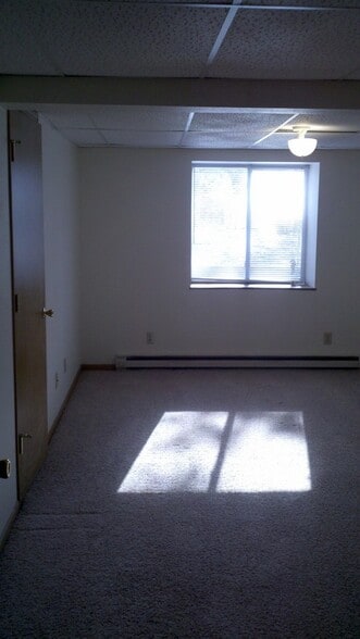 Building Photo - 3321 Miller St