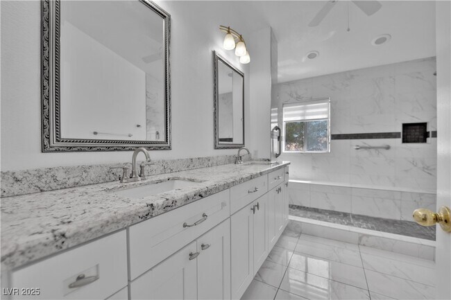 Building Photo - 2128 Desert Pines St