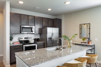 Building Photo - Massive Move-In Special – 8 Weeks Free!
