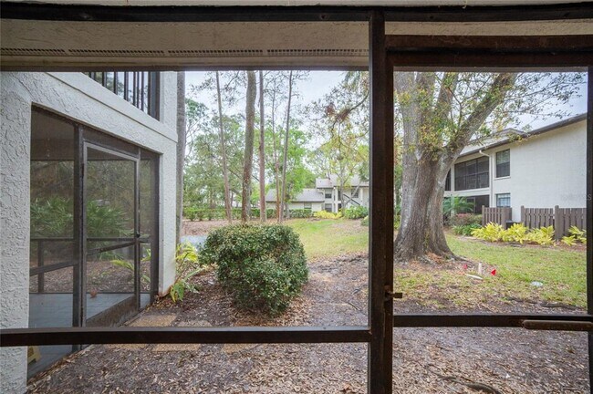 Building Photo - 4717 Winslow Beacon