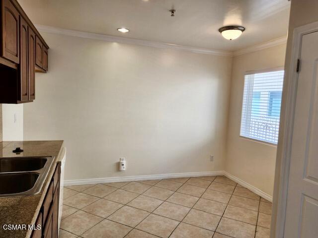Building Photo - 13525 Vanowen St