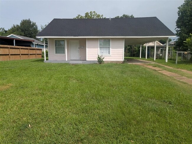 Primary Photo - 1116 Jackson Ave