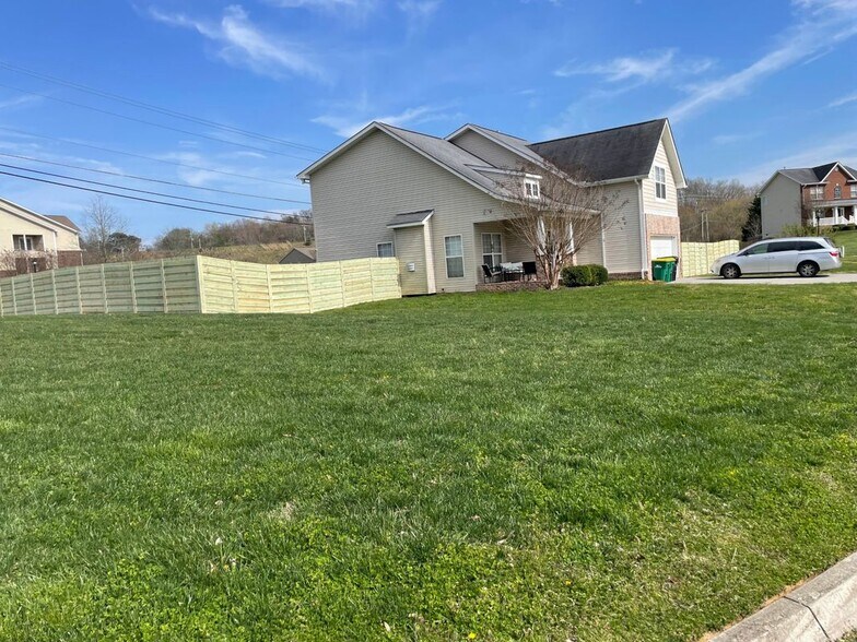 Building Photo - 1508 Cutters Run Ln