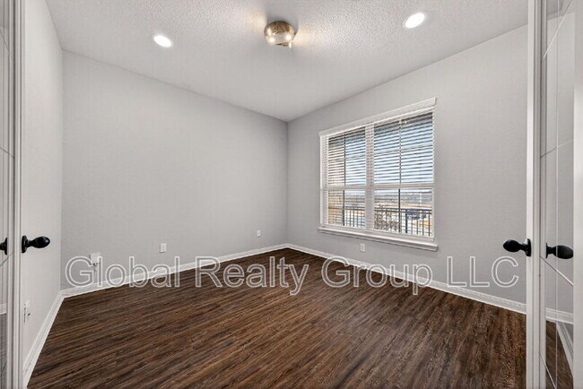 Building Photo - 3643 Conrads Cloud Dr