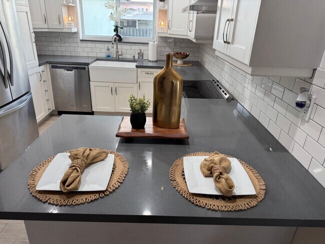 Building Photo - 8366 SW 37th St